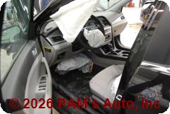 Vehicle photo 8