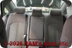 Vehicle photo 9