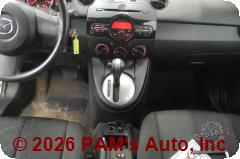 Vehicle photo 12
