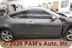 Vehicle photo 3