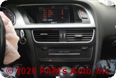 Vehicle photo 11
