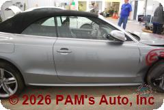 Vehicle photo 3