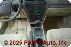 Vehicle photo 12