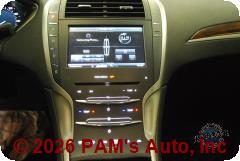 Vehicle photo 11