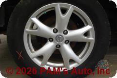 Vehicle photo 7