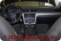 Vehicle photo 12