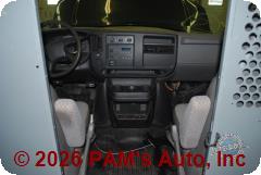 Vehicle photo 12