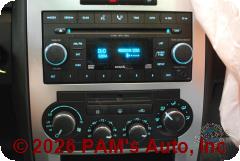 Vehicle photo 12
