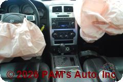 Vehicle photo 13