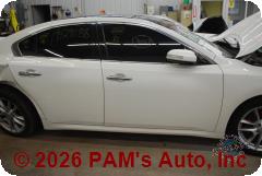 Vehicle photo 3