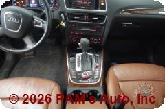 Vehicle photo 12