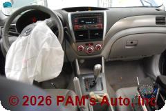 Vehicle photo 12
