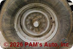 Vehicle photo 7