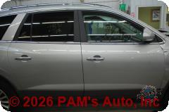 Vehicle photo 3