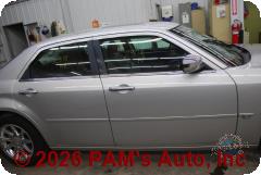 Vehicle photo 3