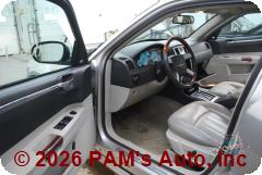Vehicle photo 8