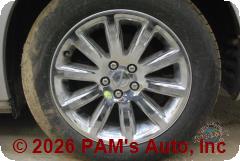 Vehicle photo 7