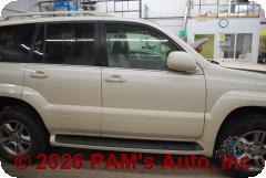 Vehicle photo 3