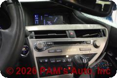 Vehicle photo 11
