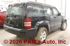 Vehicle photo 4