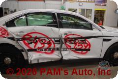Vehicle photo 3