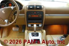Vehicle photo 12