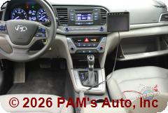 Vehicle photo 12