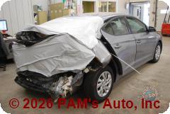 Vehicle photo 4