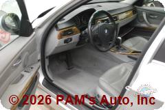 Vehicle photo 8