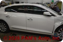 Vehicle photo 3
