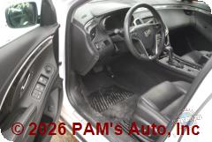Vehicle photo 8