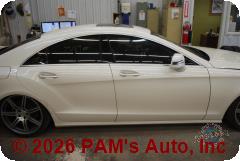 Vehicle photo 3