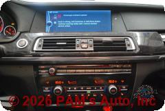 Vehicle photo 11