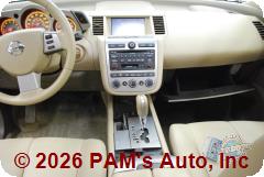 Vehicle photo 12