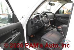 Vehicle photo 8