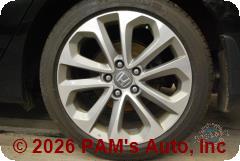 Vehicle photo 7