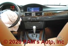 Vehicle photo 12