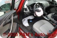 Vehicle photo 8