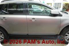 Vehicle photo 3