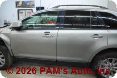 Vehicle photo 6