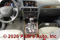 Vehicle photo 12