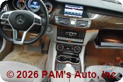 Vehicle photo 12