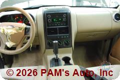 Vehicle photo 12