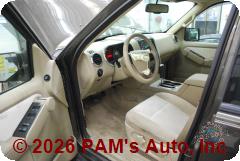 Vehicle photo 8