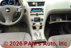 Vehicle photo 12