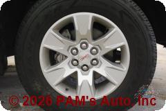 Vehicle photo 7