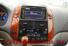 Vehicle photo 11