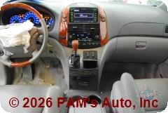 Vehicle photo 12