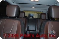 Vehicle photo 9