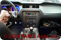 Vehicle photo 12